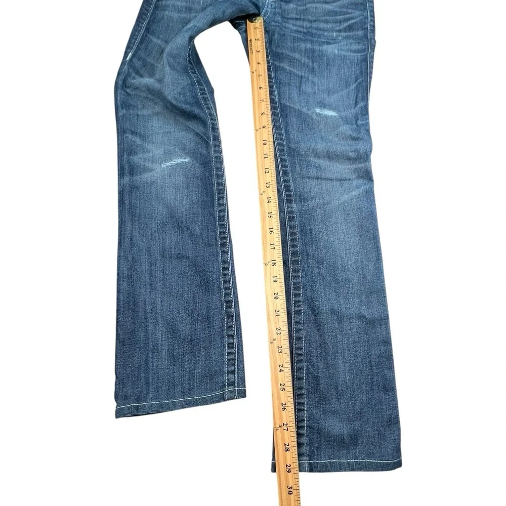 True Religion Women 25 Straight Distressed Medium Wash Low Rise Jean Flap Pocket